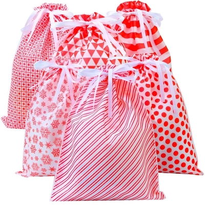Sac de cordon de camouflage du PE 20cm d'OEM de Noël 120x0.4cm
