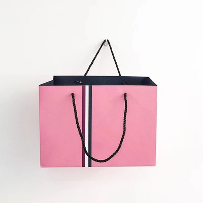 Sac UV lavable de papier vélin non de 21x11x27cm 350g CMYK 160gsm